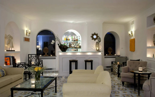 Hotel Canasta