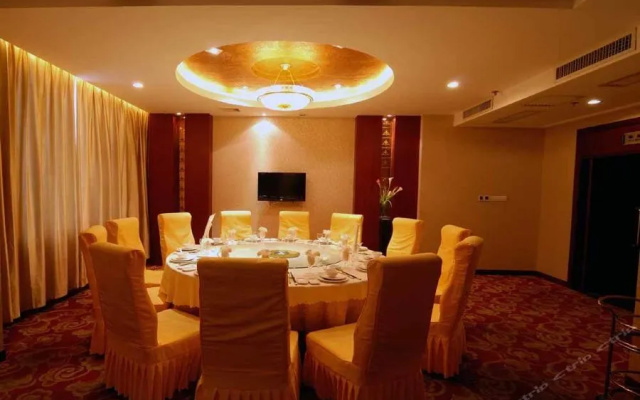 Huafeng Huatian Hotel