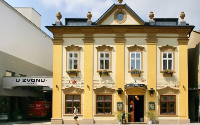 Hotel U Zvonu