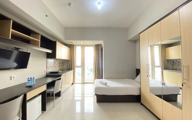 "Deluxe Studio Room At Skyland Jatinangor"
