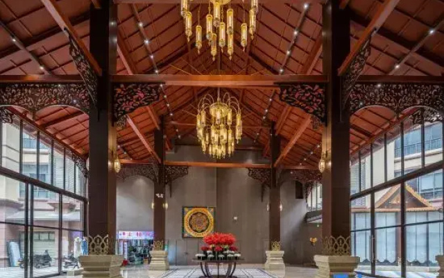 Rezen Longee Acadia Holiday Hotel (Shiyanba Resort International Resort, Jinghong, Xishuangbanna)