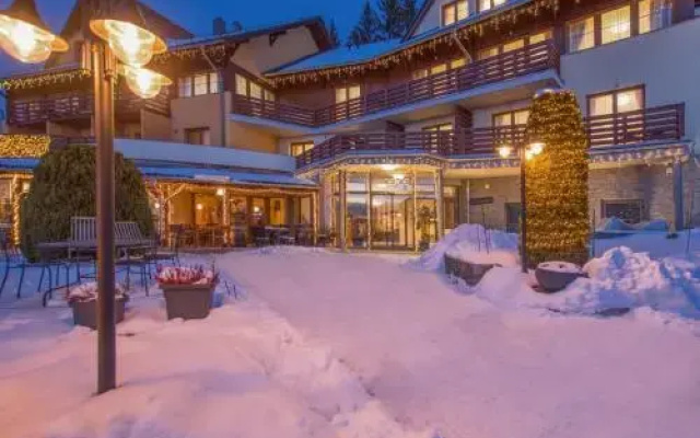 Hotel Slunecna Louka