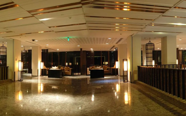Baiyun Lakeside Hotel