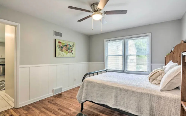 Charming Springfield Home w/ Private Backyard