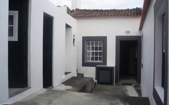 House With 3 Bedrooms in Santo Amaro, With Wonderful sea View, Furnished Garden and Wifi Near the Beach