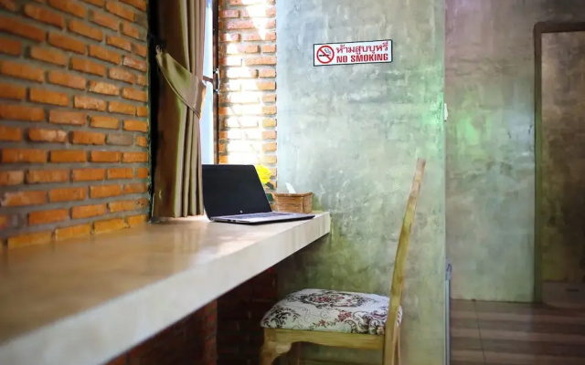 Hotels in Saraphi