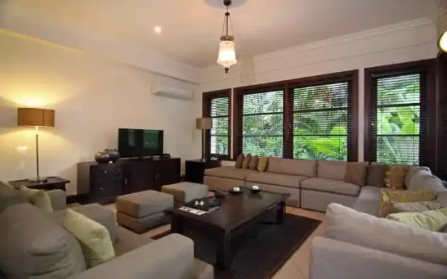 Villa Surya