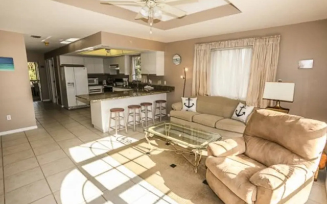 154 Connecticut Villa B