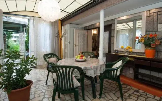 Apartmani Nives