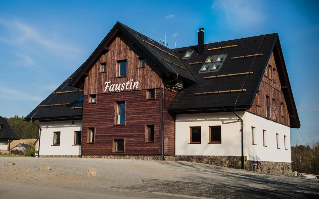 Apartmány Faustin