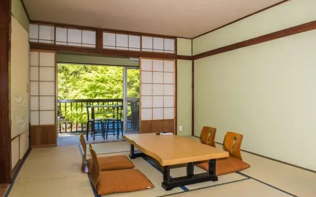 Kawazu Nanadaru Onsen Otsukaso
