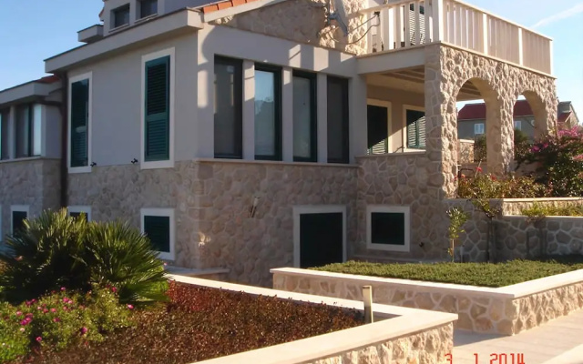 Apartment Lucija