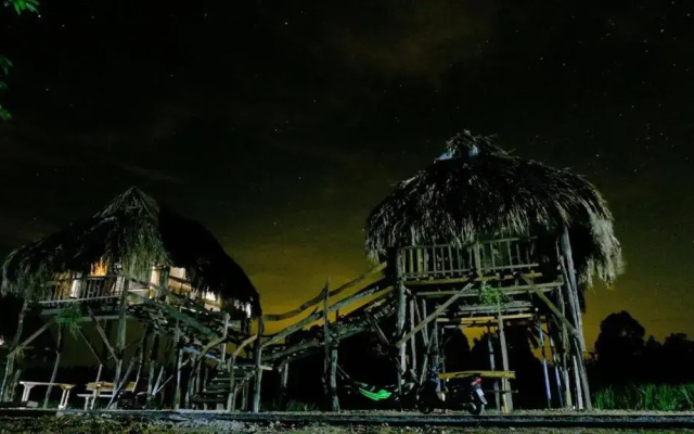 Sunny Field Eco Stilt House