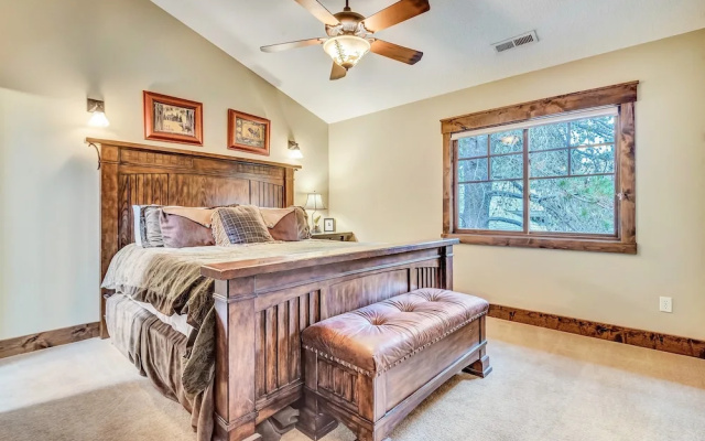 13 Vine Maple Home 5 Bedrooms 5.5 Bathrooms Home