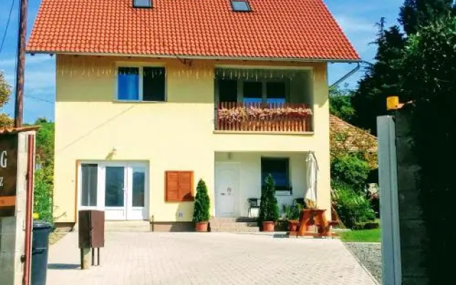 Lótuszvirág Vendégház