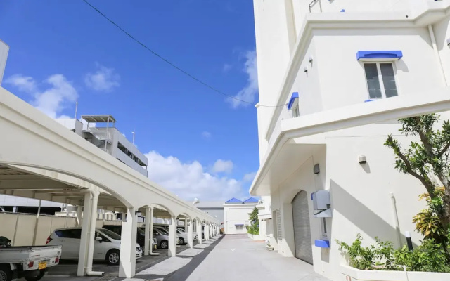 Ginowan Crystal Hotel