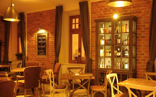 Time Cafe & Penzion