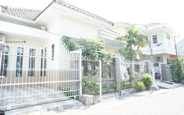 Hotel O Bidara Guest House Syariah