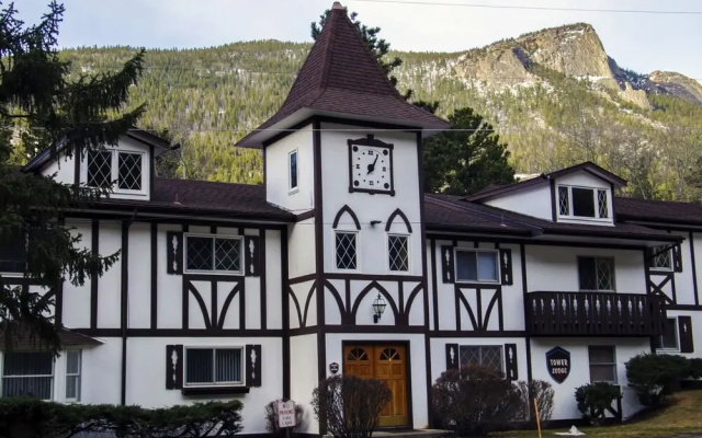 Fawn Valley Inn 1 Bedrooms by Rocky Mountain Resorts