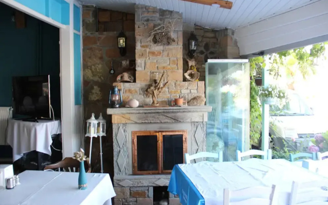 Hotels in Ezine