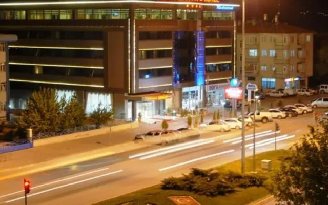 Grand Simay Hotel