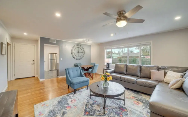 6 Mi to Dtwn: Dog-friendly Home w/ Yard in Tulsa
