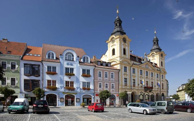 Hotel City