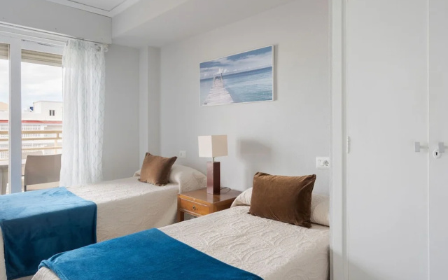 Dreamy Apartment in Gandia at Beach