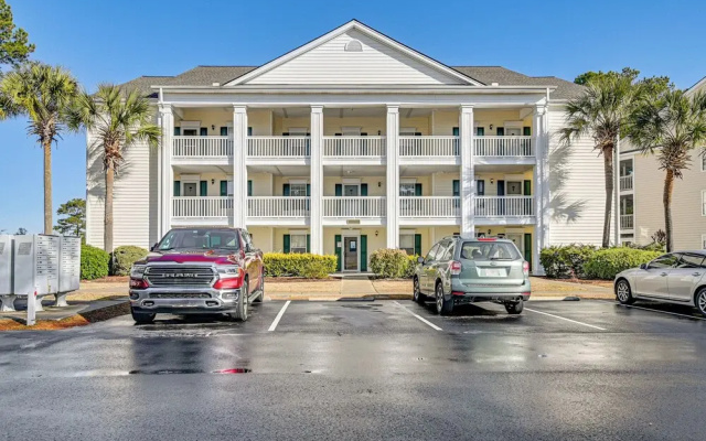 8 Mi to Boardwalk & Beach: Windsor Green Condo!