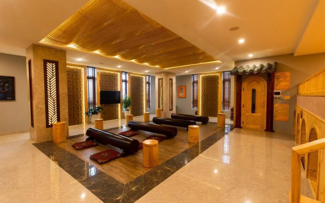 Eagle Hotel