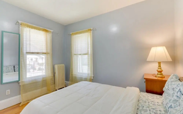 Convenient Springfield Apartment 3 Mi to Downtown!