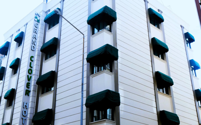 Grand Clover Hotel