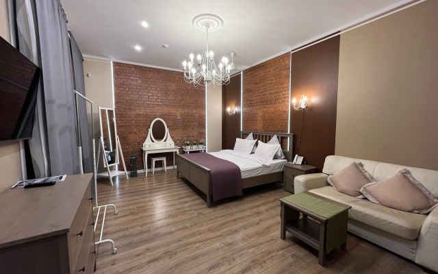 Dom Patkul Living quarters