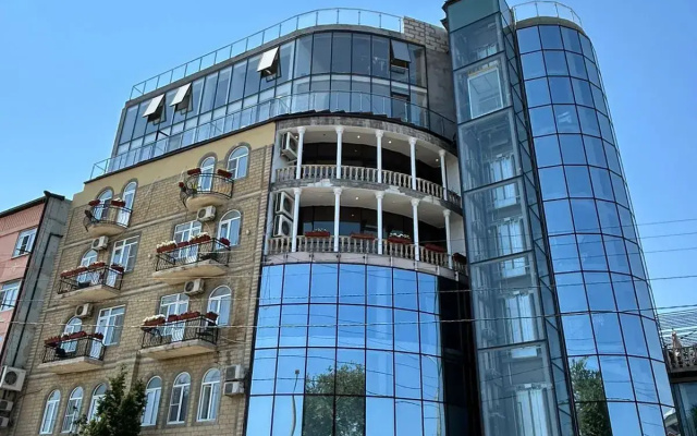 Metropol Hotel